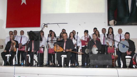 Türk Halk Müziği Topluluğu Konseri 